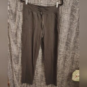 Athletic Works Black Wide Leg Capri Joggers Size Small (4–6)